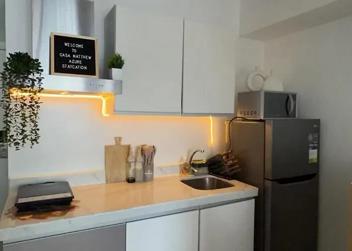Casa Matthew Azure Staycation Отель 5*
